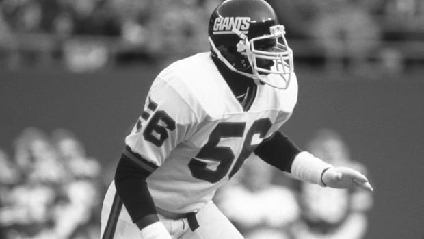 1987-lawrence-taylor-action.jpg
